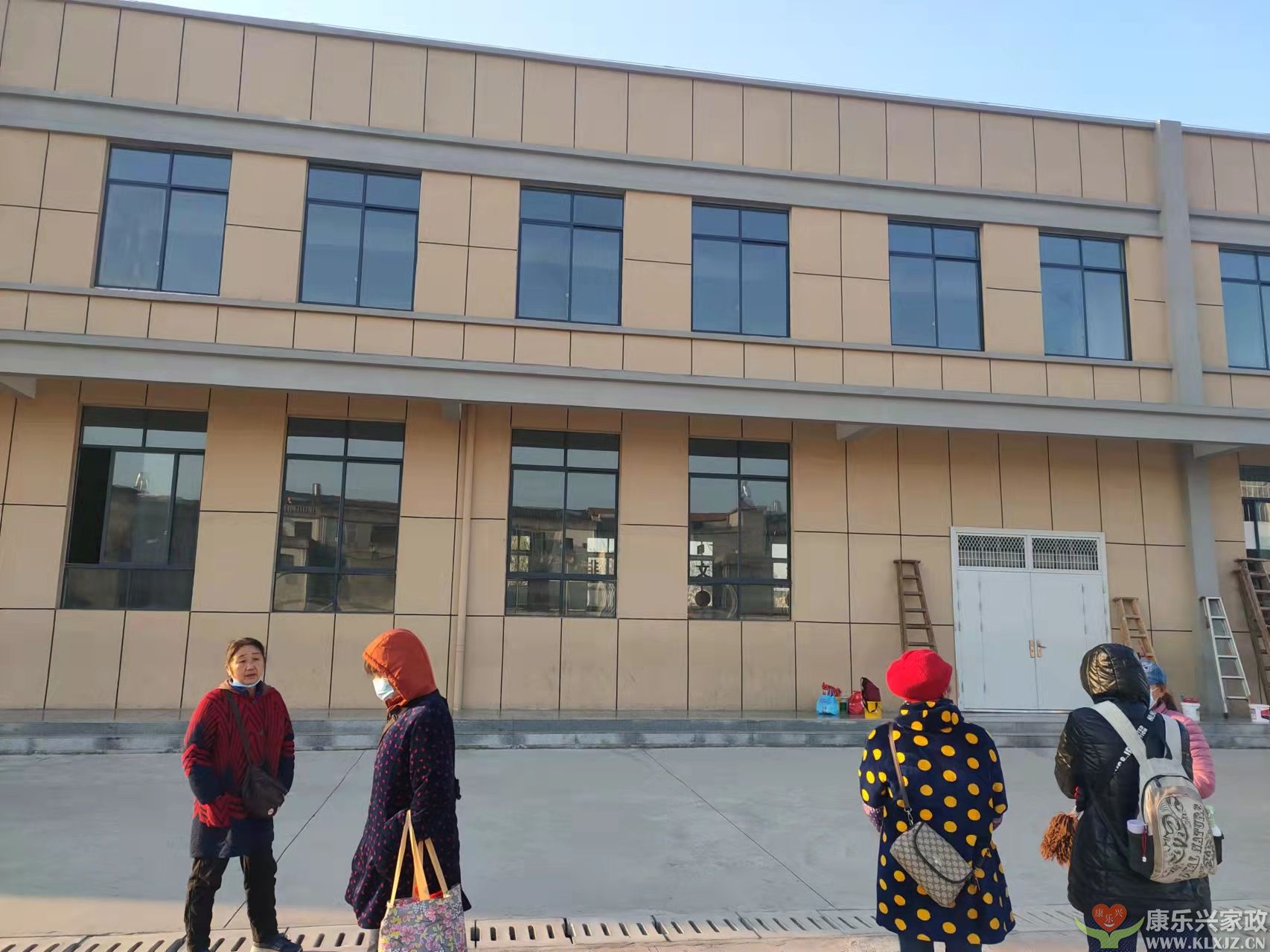 康樂興家政麻城中驛鎮(zhèn)中心小學保潔案例(圖4) 康樂興家政麻城中驛鎮(zhèn)中心小學保潔案例(圖4)