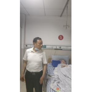 <strong> 康樂興家政——麻城中醫(yī)院專業(yè)護(hù)工服務(wù)，讓愛與專業(yè)同行</strong>